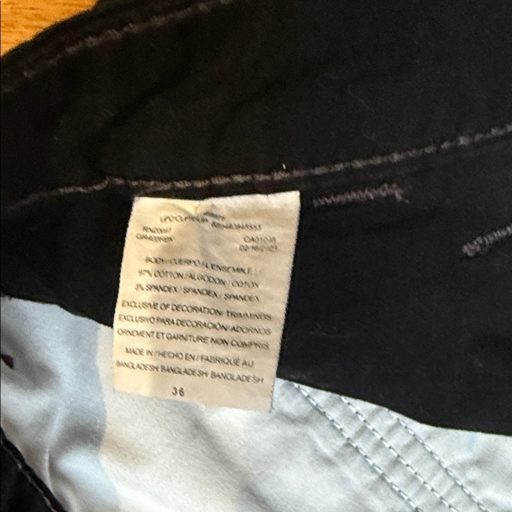 Dickies Black Cargo Shorts for Men - Picture 3 of 6